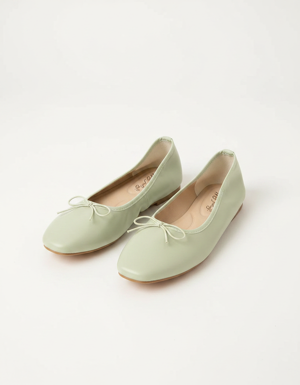 Delphienne Bow Ballet Flats