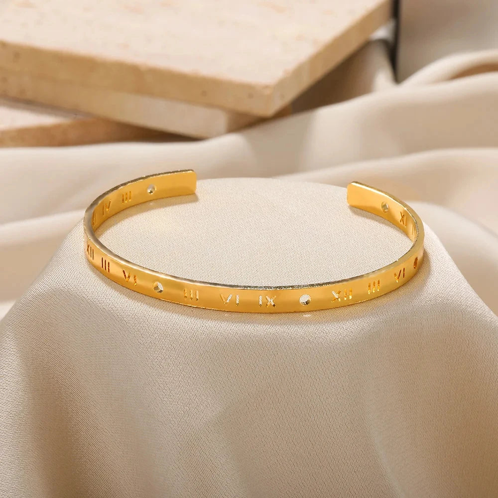 Gisella Textured Open Cuff Bracelet - Cuff Elara / Gold