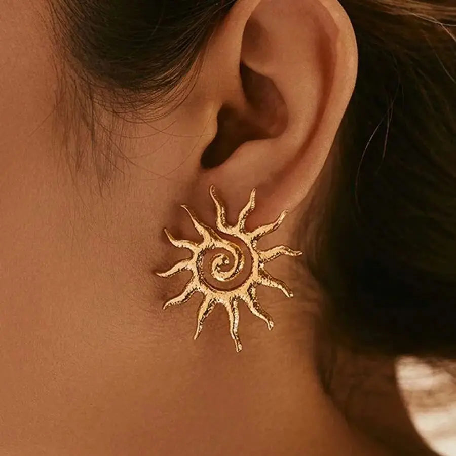 Marigold Sunburst Geometric Stud Earrings - Sunburst Aurelia / Gold