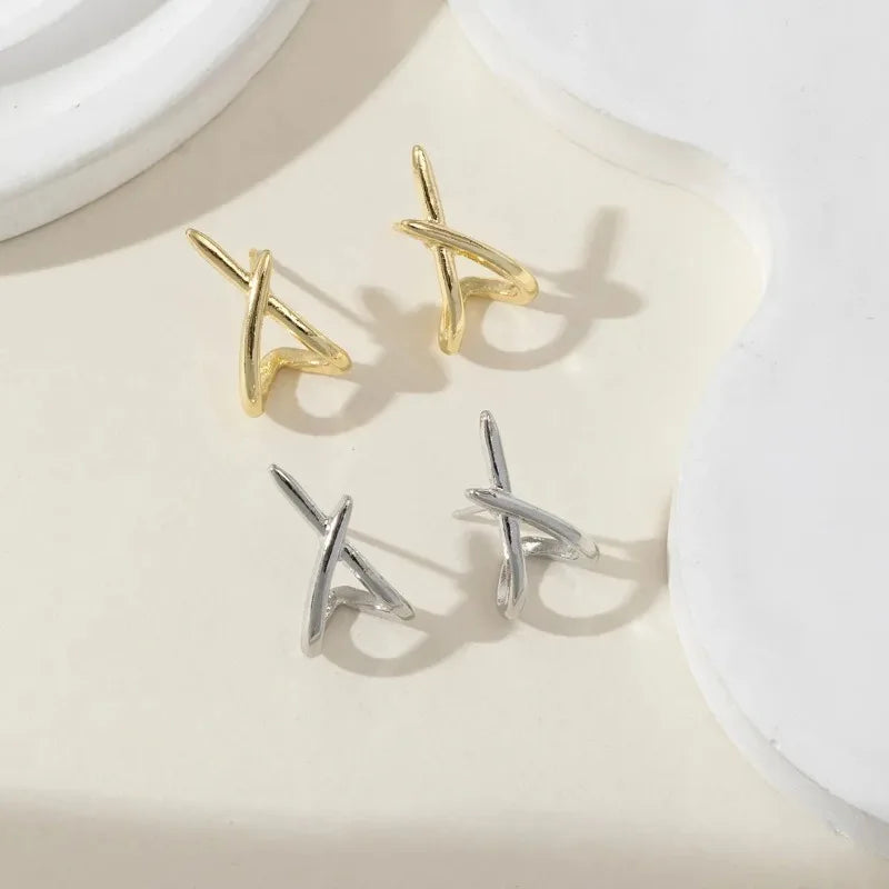 Soleil Minimal Cross Stud Earrings