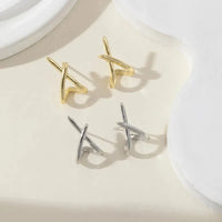 Soleil Minimal Cross Stud Earrings