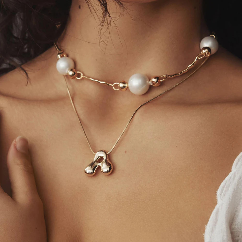 Freja Bubble-Letter Initial Necklace - Gold / B
