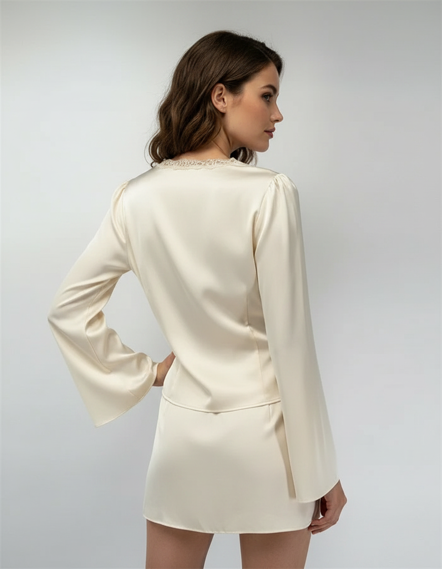 Tossy Lace-Up V-Neck Blouse